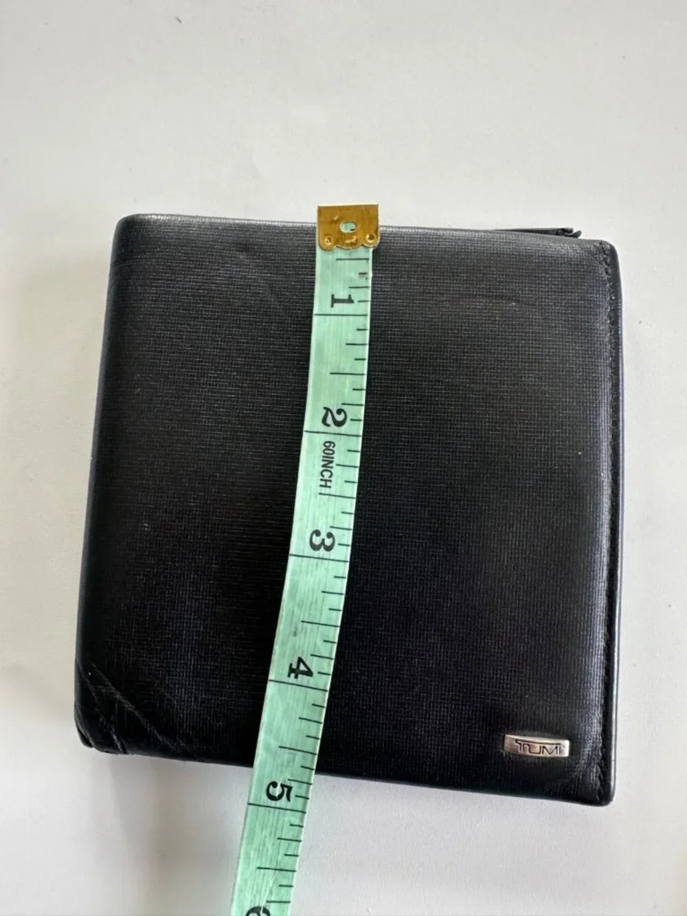 TUMI Black Leather Bifold Wallet Slim Profile